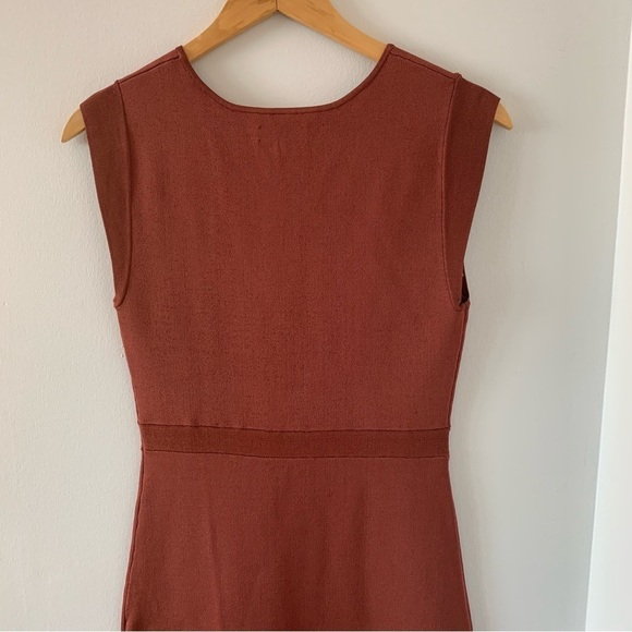 Aritzia Babaton Business Dress In Cider Gold Rust Color Size M Rare Find! - Picture 12 of 14